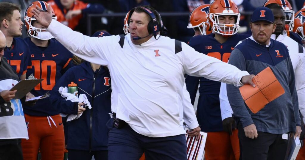 Illinois football coach Bret Bielema gets a new 6-year contract through 2028