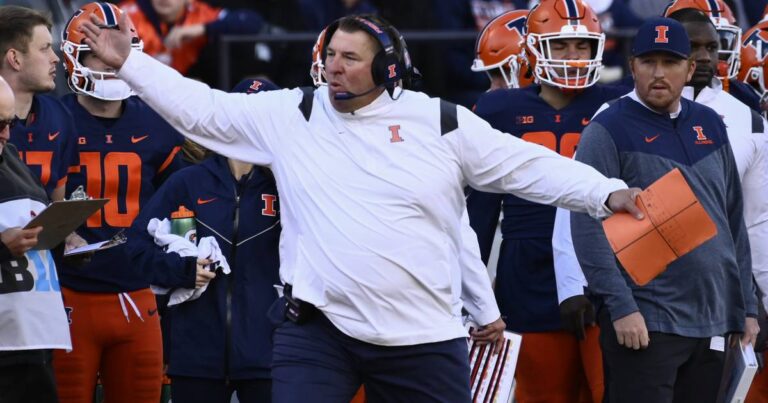 Illinois football coach Bret Bielema gets a new 6-year contract through 2028