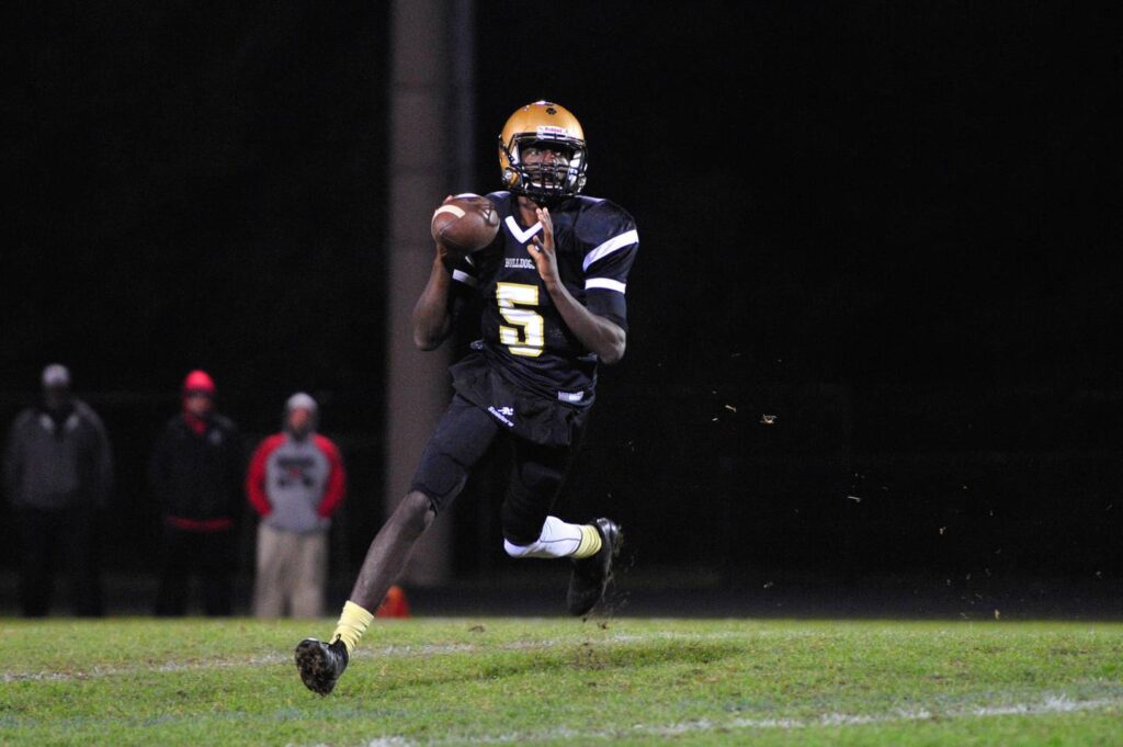 Worth the wait: Richards’ Marquel Porter, a converted QB, catches on for national champion College of DuPage. ‘It felt way better.’