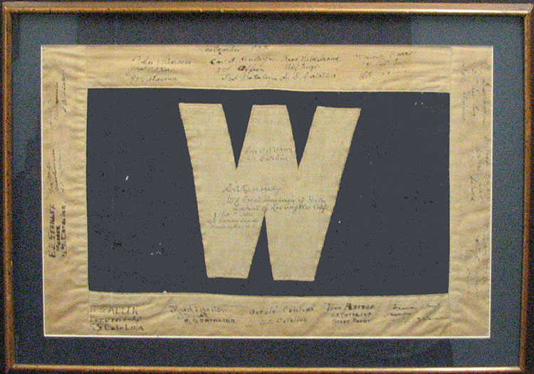 Chicago Cubs win: A visual history of the ‘W’ flag, an iconic Wrigley Field symbol