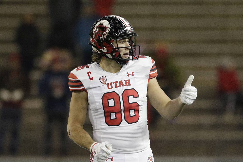 Utah tight end Dalton Kincaid gestures during the second half of a game against Washington State on Oct. 27, 2022.
