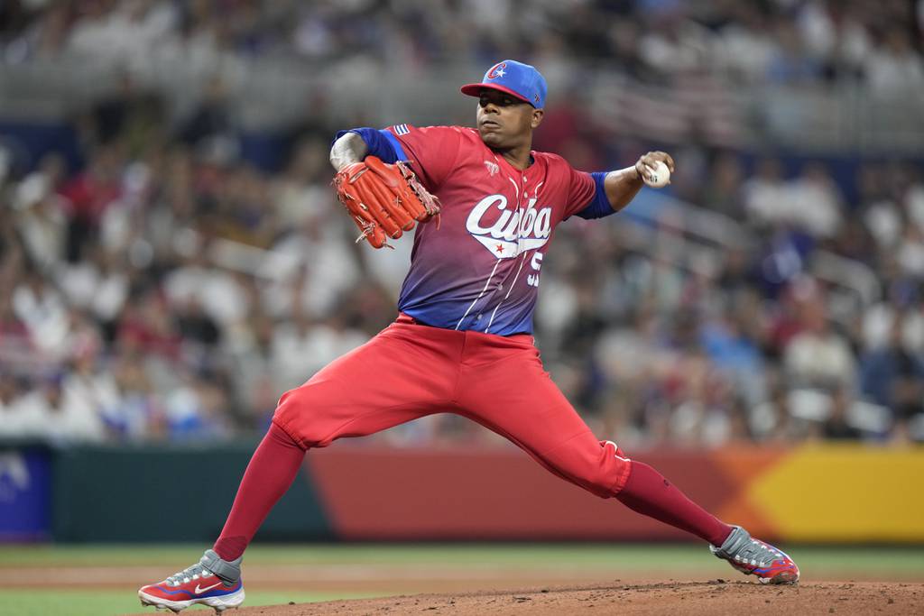 Cuba's Roenis Elías pitches against Team USA in the World Baseball Classic on March 19, 2023, in Miami.