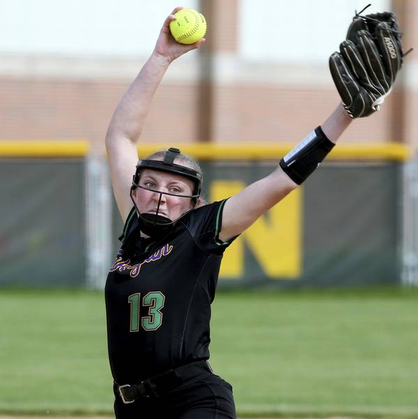 Waukegan’s Maggie Webster pitches against Warren during a Class 4A Glenbrook North Sectional semifinal on Wednesday, June 1, 2022. 