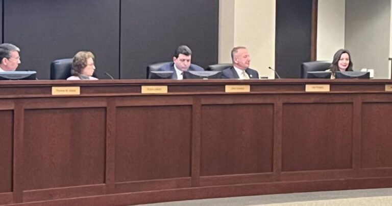 Arlington 425 developer points to Bears’ presumed impact on downtown Arlington Heights as he asks for more time