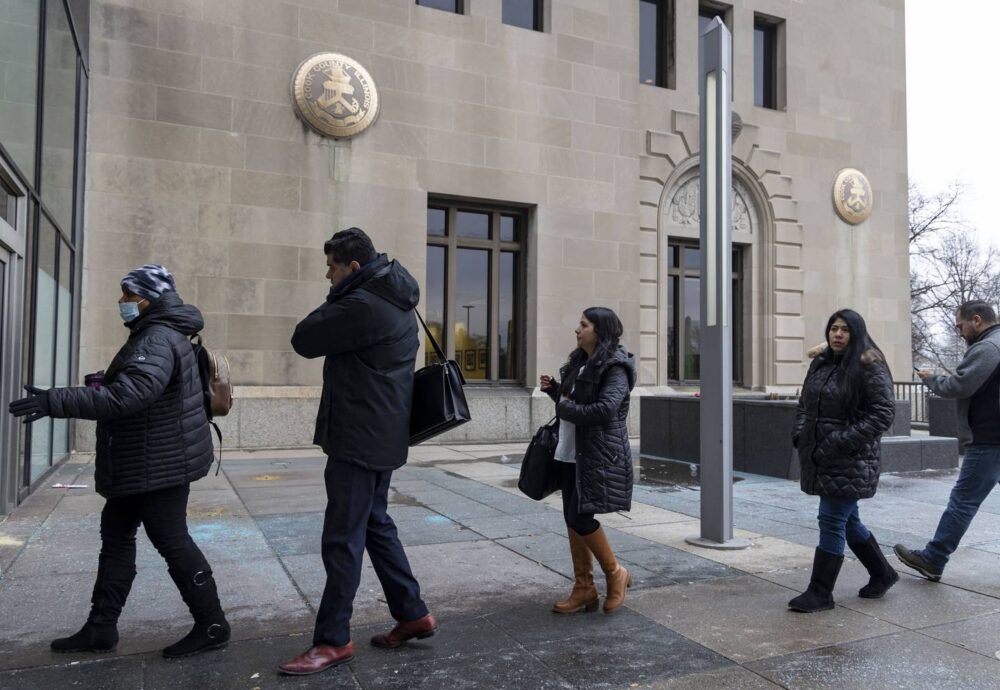 People arrive at the Leighton Criminal Court Building in Little Village on Jan. 23, 2023.