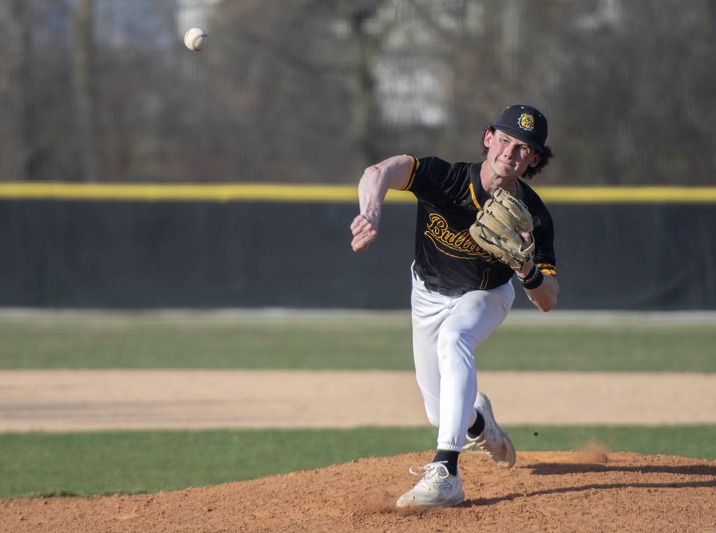 Richards' Sean Cody delivers a pitch against Shepard during a South Suburban Red game in Oak Lawn on Tuesday, April 11, 2023.