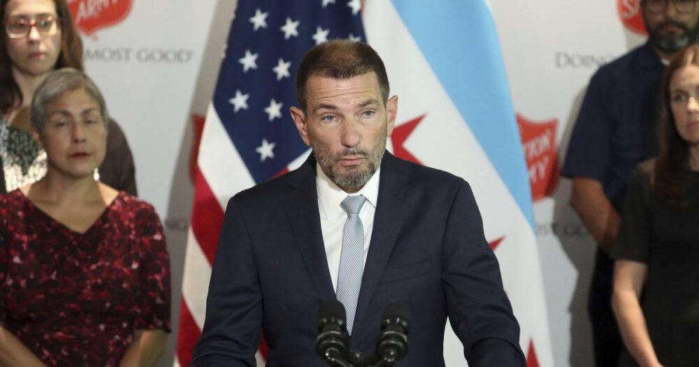 Mayor-elect Brandon Johnson picks longtime City Hall staffer as his chief of staff