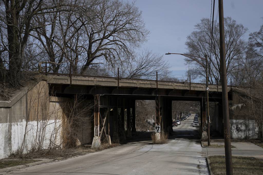 This site, seen here on March 15, 2023, has been proposed for CTA station along the Red Line extension route at Michigan Avenue near 116th Street in the Roseland neighborhood.