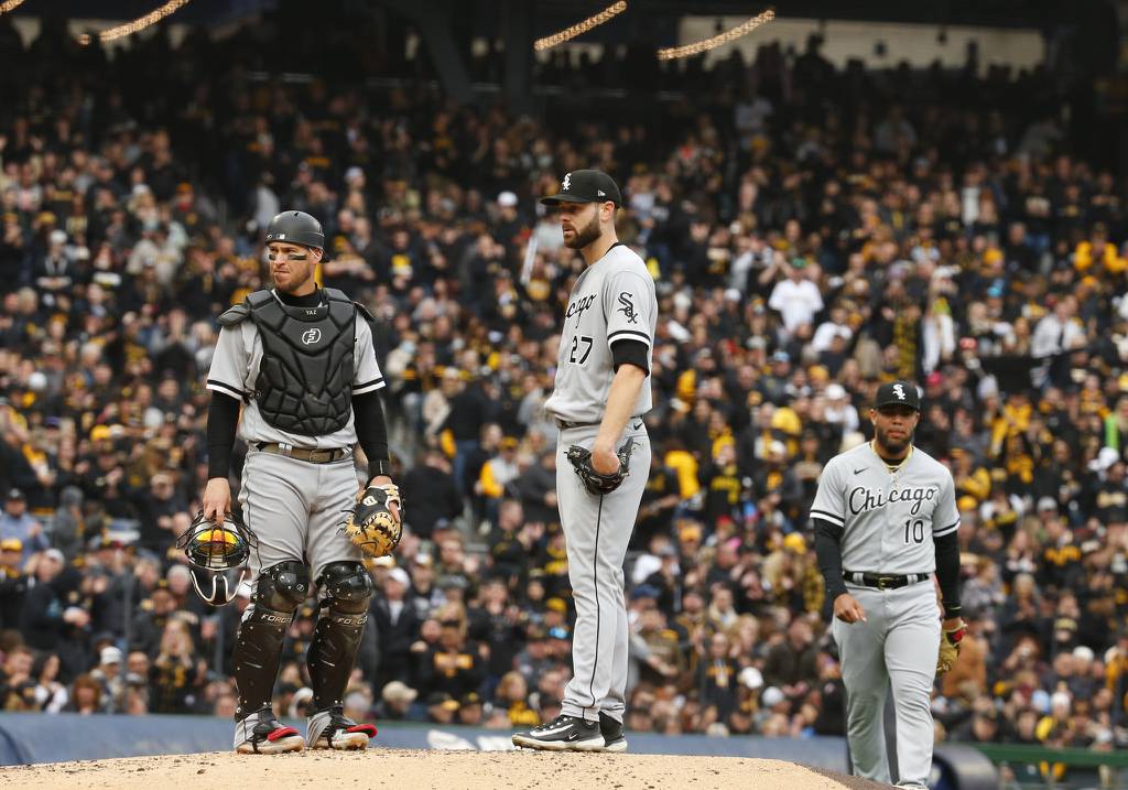 White Sox starter Lucas Giolito, center, reacts after giving up a three-run home run in the fourth inning against the Pirates on Friday in Pittsburgh. 