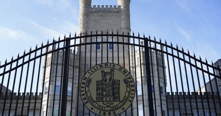 Eastern Illinois University and faculty union reach tentative agreement, suspending strike after 6 days