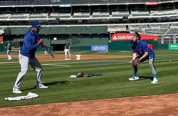 How Dansby Swanson’s 5-minute routine helps the Chicago Cubs shortstop — and other infielders — stay ready on defense