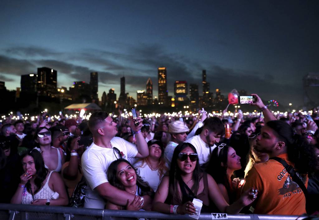 Fans react as Ozuna takes the stage at Sueños Music Festival in Chicago's Grant Park on May 28, 2022. 