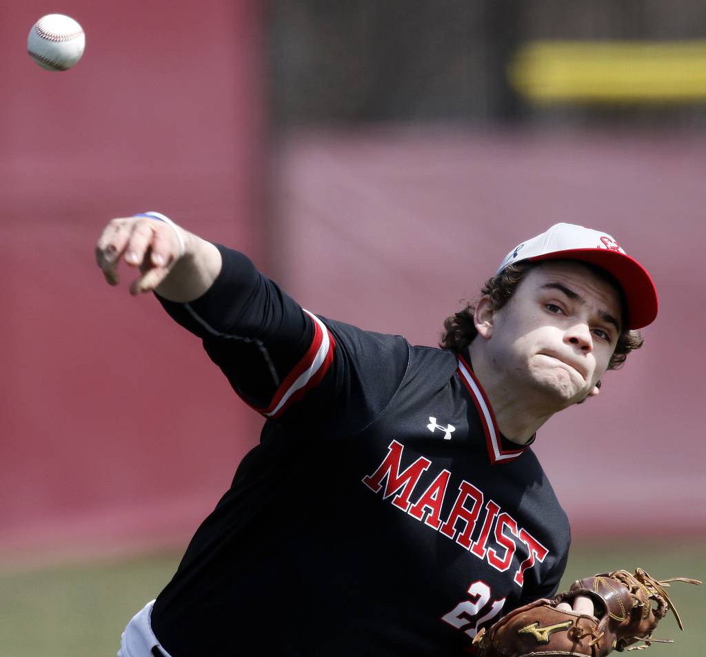Marist's Cal Sefcik throws a pitch in the first inning against Homewood-Flossmoor during a nonconference game on Sunday, April  2, 2023.