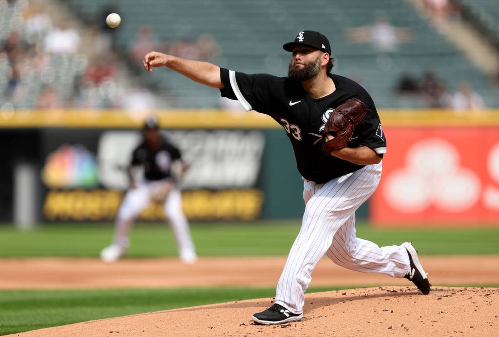 White Sox starter Lance Lynn delivers to the Blue Jays in the first inning of Game 1 of a doubleheader at Guaranteed Rate Field on Thursday, July 6, 2023.
