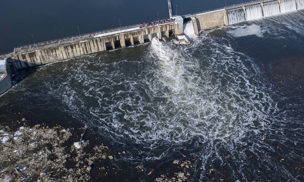 The Brandon Road Lock and Dam on the Des Plaines River on Feb. 1, 2021, in Joliet. In the wings is a multipronged plan that would install a “gantlet” system to stop silver and bighead carp from reaching the Great Lakes.