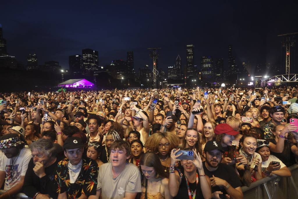 Lollapalooza fans crowd the barricade prior to Kendrick Lamar performing during day two of Lollapalooza on Aug. 4, 2023.
