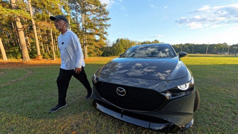 2025 Mazda 3 Turbo AWD: The Ultimate Hot Hatch?