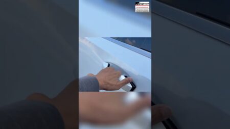 New Car Tech: Panoramic Moonroof, Apple CarPlay & More! #shorts