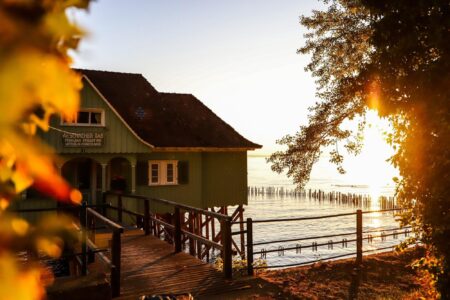 More Buyers Want Lakefront Property, but They’re Looking for More Than a View
