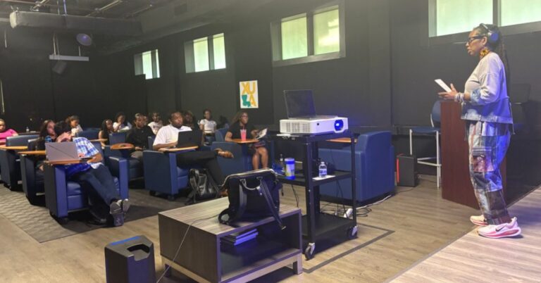 Building a Bridge: USC Annenberg Professor Visits Xavier as Mass Communication Pipeline Grows