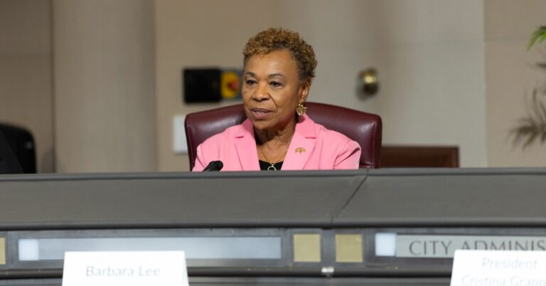 Democrats, Community Groups Back Measure EE to Change How Oakland Is Governed