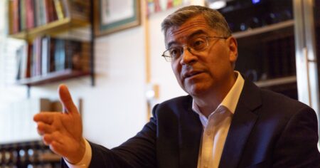 Becerra Hosts Meet-and-Greet With Black Leaders in L.A.